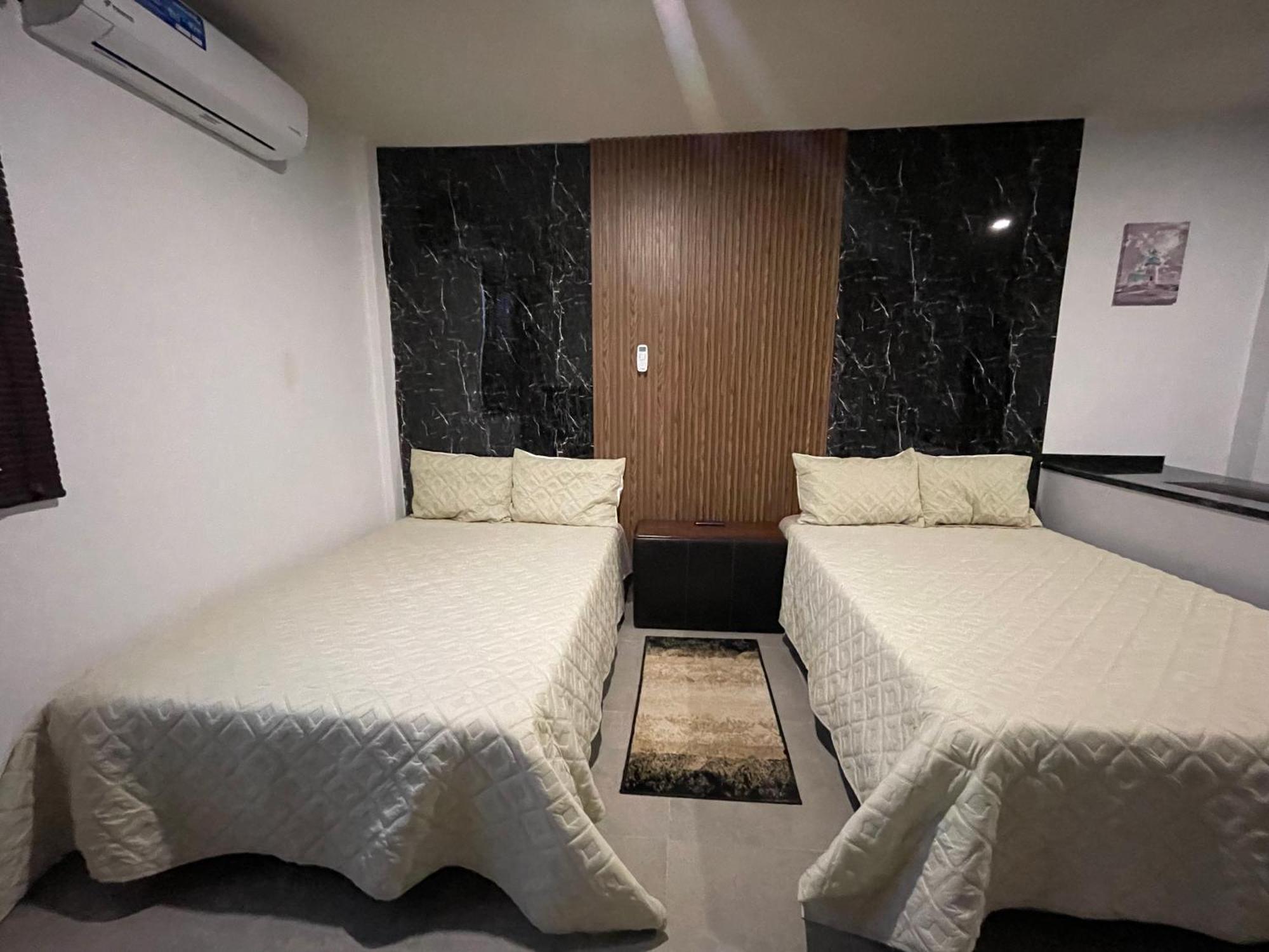 Apartamentos Aeropuerto سيوداد خواريز المظهر الخارجي الصورة