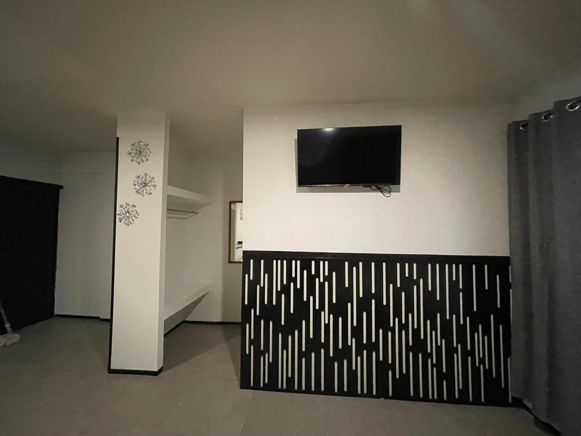 Apartamentos Aeropuerto سيوداد خواريز المظهر الخارجي الصورة