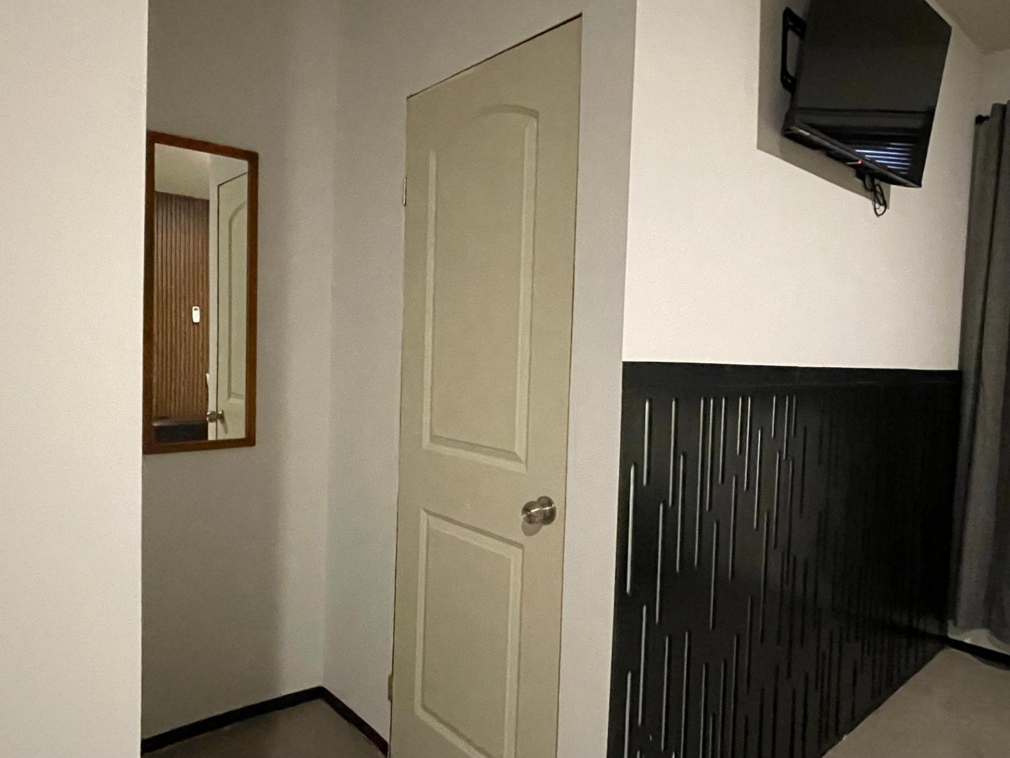 Apartamentos Aeropuerto سيوداد خواريز المظهر الخارجي الصورة